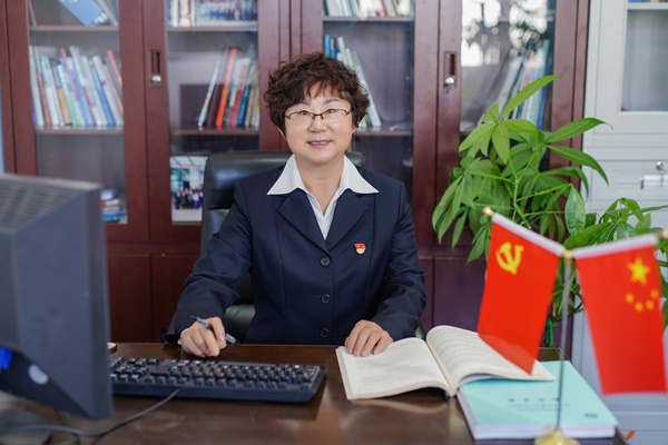 刘丽华