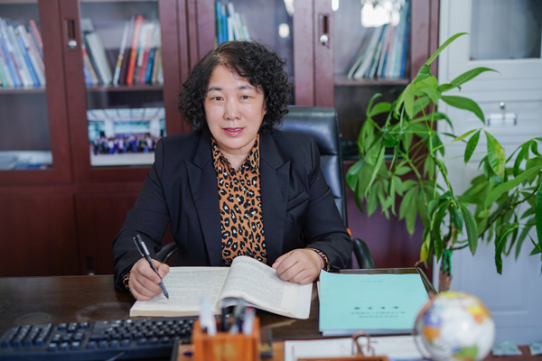 李淑霞